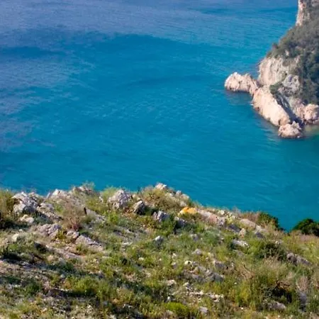 Quadrilocale Verzi Apartman Giustenice