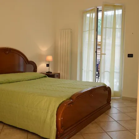 Apartman Quadrilocale Verzi
